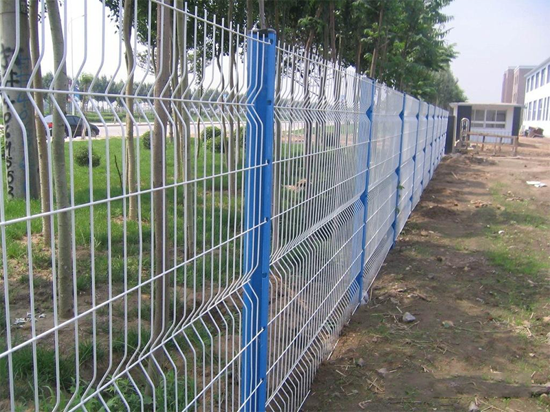 桃型柱护栏网